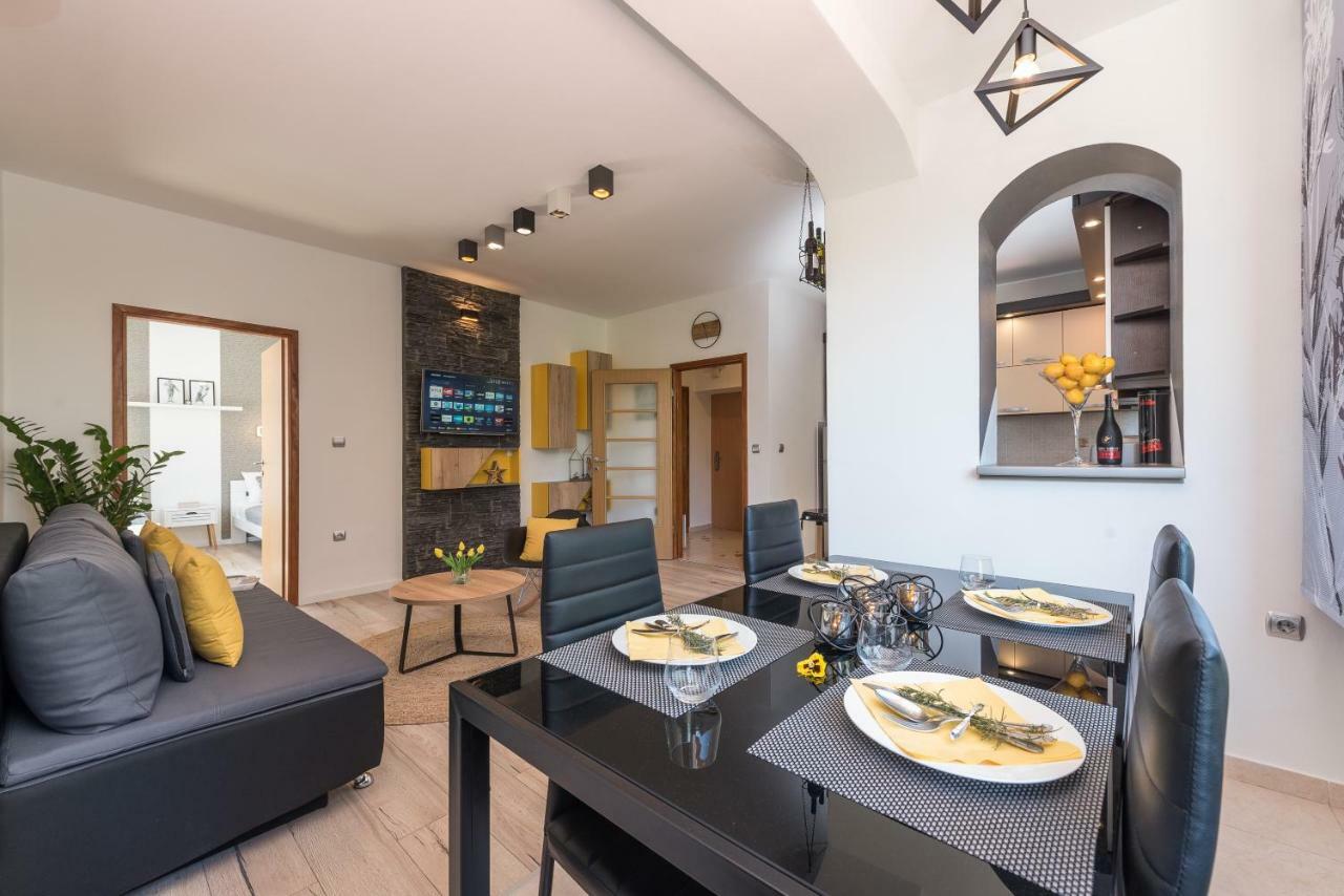 Portos Apartment Zára Kültér fotó