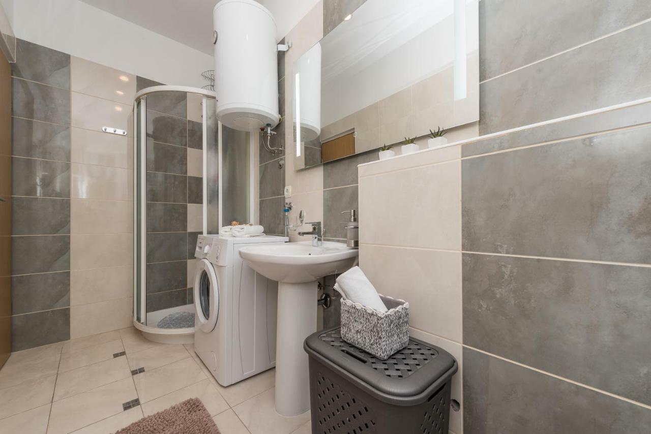 Portos Apartment Zára Kültér fotó